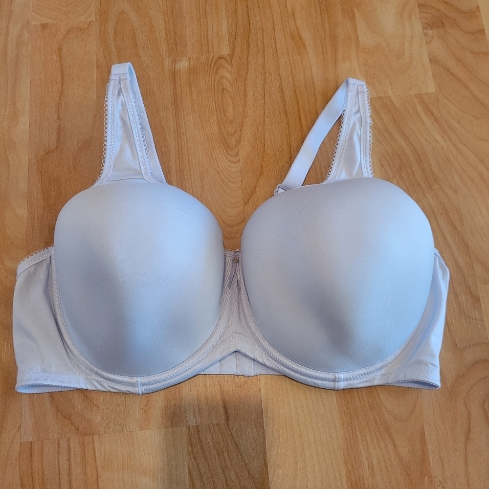 Wacoal Basic Beauty Spacer Underwire T-Shirt Bra Blue Size Size 40D